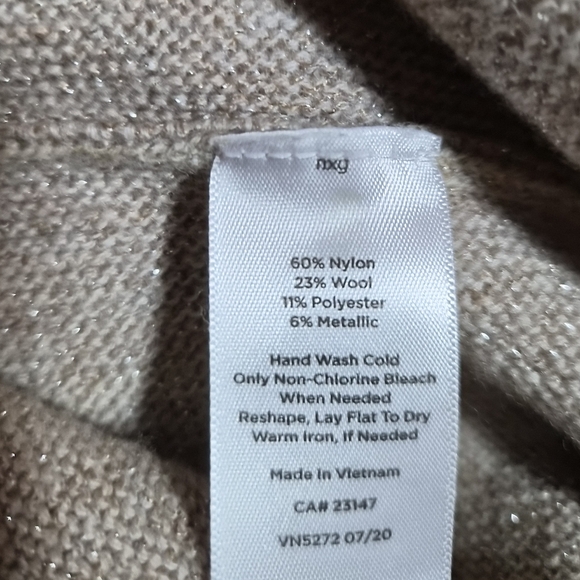 ​Talbots Petite XLp Metallic Shimmer Wool Blend Boatneck Sweater Beige EUC - Picture 3 of 8